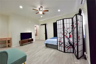 902 S Marengo Ave, Pasadena, CA 91106 - Photo 33