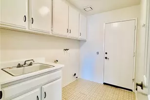 10983 Boulder Canyon, Rancho Cucamonga, CA 91737 - Photo 35