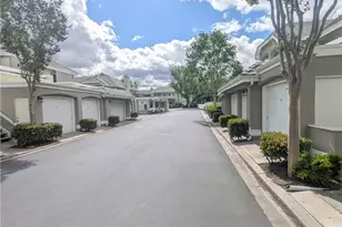 26129 McBean Pkwy, Valencia, CA 91355 - Photo 15