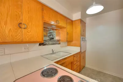 211 E California #B7, Glendale, CA 91206 - Photo 13