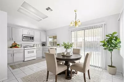 13339 Cabana Way, Victorville, CA 92392 - Photo 5