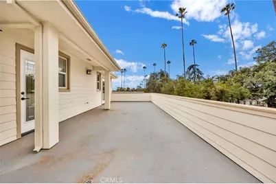 74 S Oak Avenue, Pasadena, CA 91107 - Photo 17