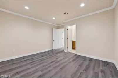 74 S Oak Avenue, Pasadena, CA 91107 - Photo 9