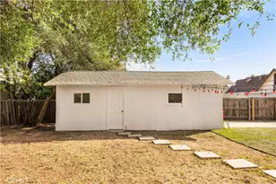 1166 N El Molino Ave, Pasadena, CA 91104 - Photo 39