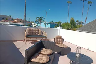 2257 Pierpont, Ventura, CA 93001 - Photo 27