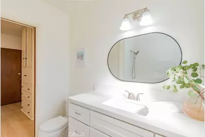 1633 E 1st Street #1, Long Beach, CA 90802 - Photo 13