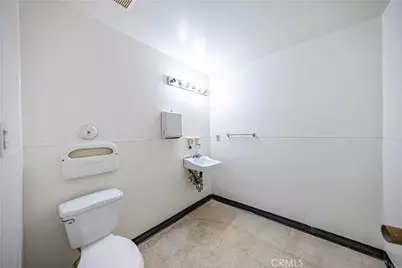 431 S Raymond Avenue #102, Alhambra, CA 91803 - Photo 17