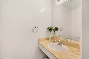 402 N Cerritos, Azusa, CA 91702 - Photo 13