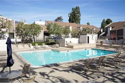 596 W Huntington #F, Arcadia, CA 91007 - Photo 23