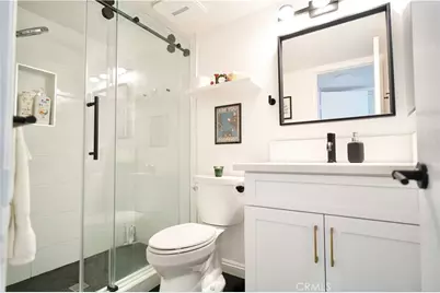 596 W Huntington #F, Arcadia, CA 91007 - Photo 11