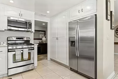 930 La Rue, La Verne, CA 91750 - Photo 17