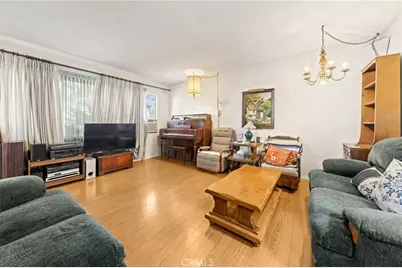 526 E Olive Avenue, Monrovia, CA 91016 - Photo 15