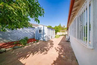537 Diamond St Street, Monrovia, CA 91016 - Photo 27