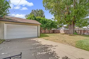 13627 De Alcala, La Mirada, CA 90638 - Photo 37