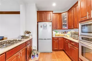 1562 N Lake Ave, Pasadena, CA 91104 - Photo 19