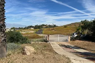 12285 Road Runner, Riverside, CA 92503 - Photo 27