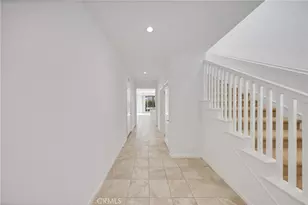 126 Gulfstream, Irvine, CA 92620 - Photo 5