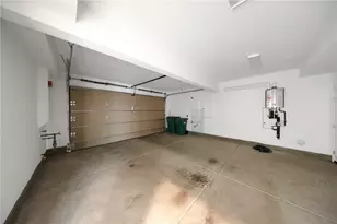 126 Gulfstream, Irvine, CA 92620 - Photo 41