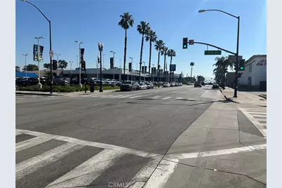 413 W Whittier, Montebello, CA 90640 - Photo 7