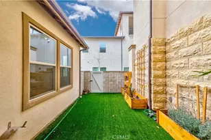 191 Frame, Irvine, CA 92618 - Photo 31