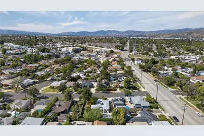 10415 Cumpston, North Hollywood, CA 91601 - Photo 59