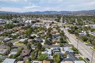 10415 Cumpston, North Hollywood, CA 91601 - Photo 59