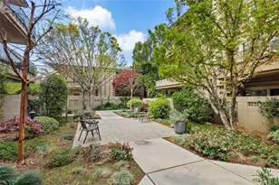 1235 S Orange Grove Blvd, Pasadena, CA 91105 - Photo 31