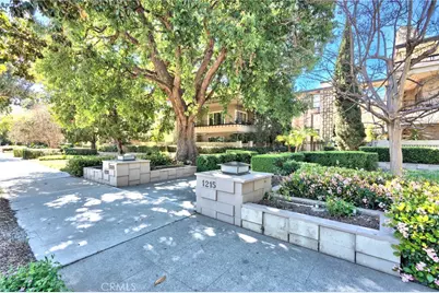 1235 S Orange Grove Boulevard, Pasadena, CA 91105 - Photo 3
