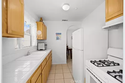 2306 W Alhambra Road, Alhambra, CA 91801 - Photo 17