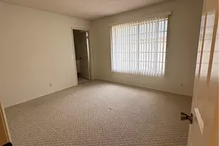 248 N Mar Vista Ave, Pasadena, CA 91106 - Photo 11