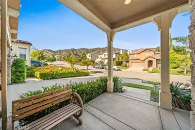 702 E Lemon Swirl, Azusa, CA 91702 - Photo 3