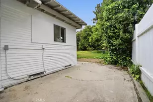 1049 E Claremont, Pasadena, CA 91104 - Photo 17