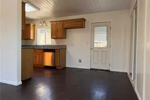 18249 E Gladstone St, Azusa, CA 91702 - Photo 7