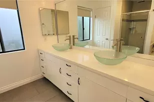 23310 Weller Pl, Woodland Hills, CA 91367 - Photo 9