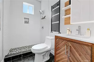 5928 S Hoover St, Los Angeles, CA 90044 - Photo 15