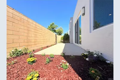 268 Novel, Irvine, CA 92618 - Photo 3