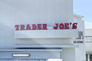 240 S Mentor, Pasadena, CA 91106 - Photo 35