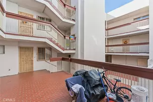 939 W College, Los Angeles, CA 90012 - Photo 15