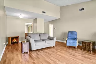 25124 Village 25, Camarillo, CA 93012 - Photo 9