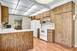 25124 Village 25, Camarillo, CA 93012 - Photo 11