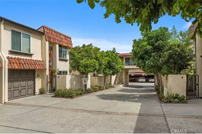 1130 W Huntington Drive #8, Arcadia, CA 91007 - Photo 3
