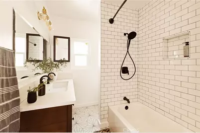 1361 Armadale Avenue, Los Angeles, CA 90042 - Photo 27