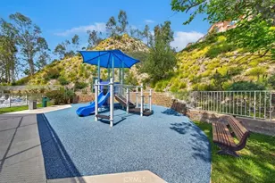 1011 Calle Azul, Glendale, CA 91208 - Photo 65