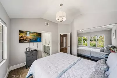 1011 Calle Azul, Glendale, CA 91208 - Photo 39