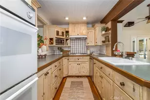 10210 La Canada, Shadow Hills, CA 91040 - Photo 9