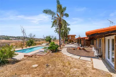 6308 Hawarden, Riverside, CA 92506 - Photo 37