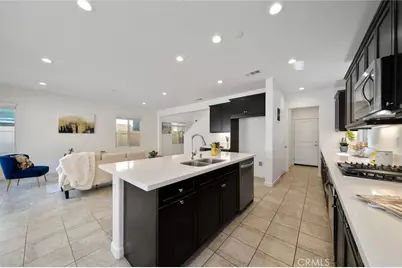 15806 Molly Avenue, Chino, CA 91708 - Photo 7