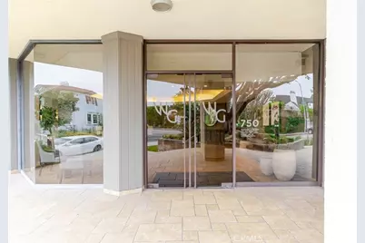 750 S Spaulding Avenue #129, Los Angeles, CA 90036 - Photo 3