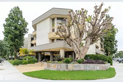 750 S Spaulding Avenue #129, Los Angeles, CA 90036 - Photo 1