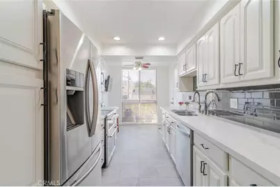 750 S Spaulding Avenue #129, Los Angeles, CA 90036 - Photo 13